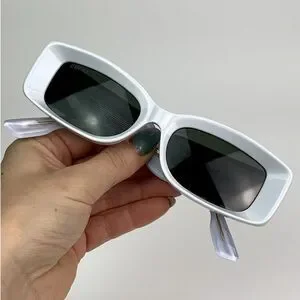 Gucci | Accessories | New Gucci Sunglassesgg528s 04 Light  display picture 3
